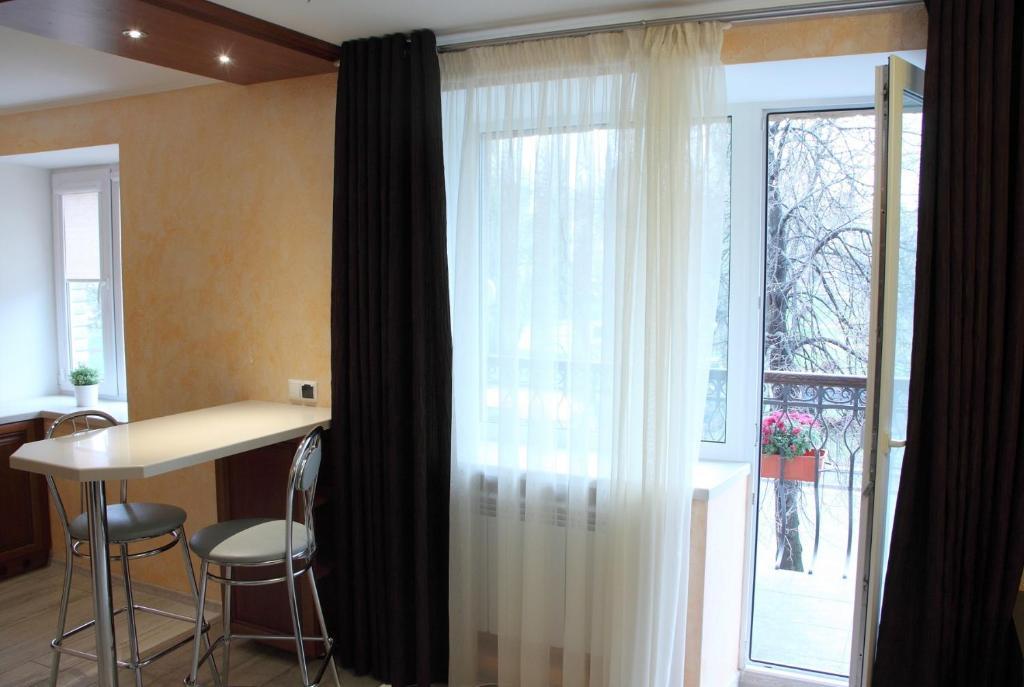 Apartment On Prospekt Mira Tsjernihiv Eksteriør bilde